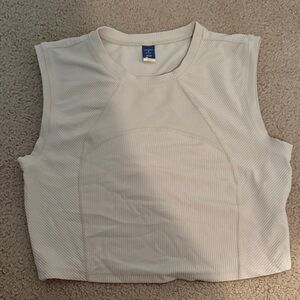 Old Navy Sleeveless Ribbed Crop Top in Cream